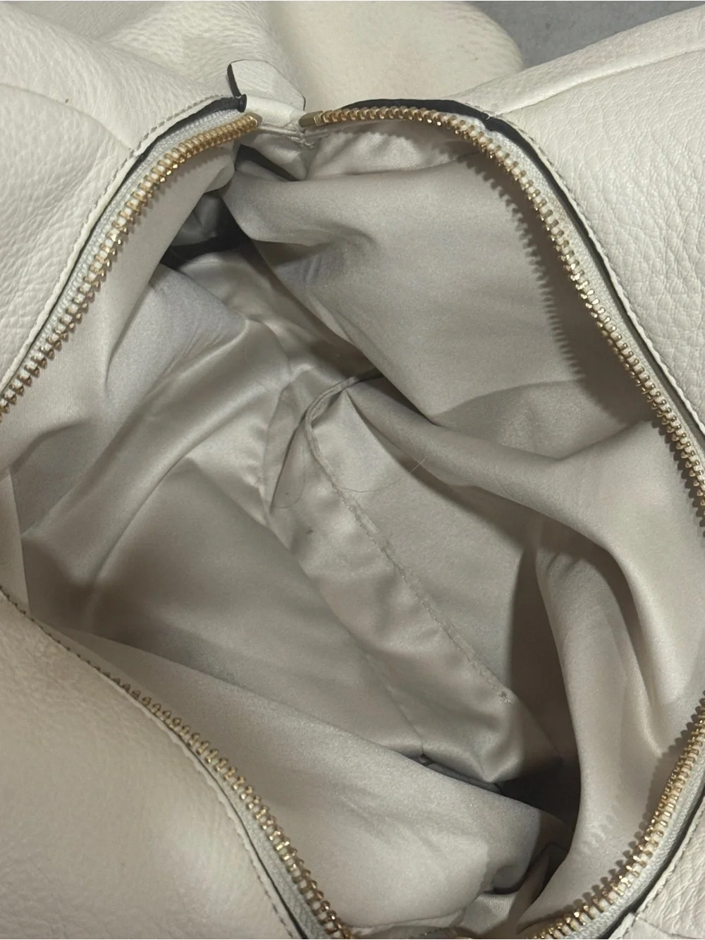Coach Cream Leather Hobo Shoulder Bag - Unbranded